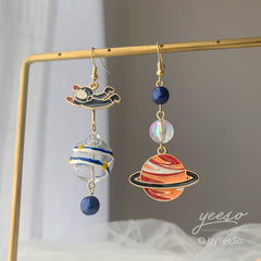 Astronaut and Space Earrings - Spaceman Earrings - Planet Earrings - Astrology Gift