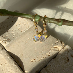Star huggie hoops - Starburst Huggie Earrings - Glass star earrings