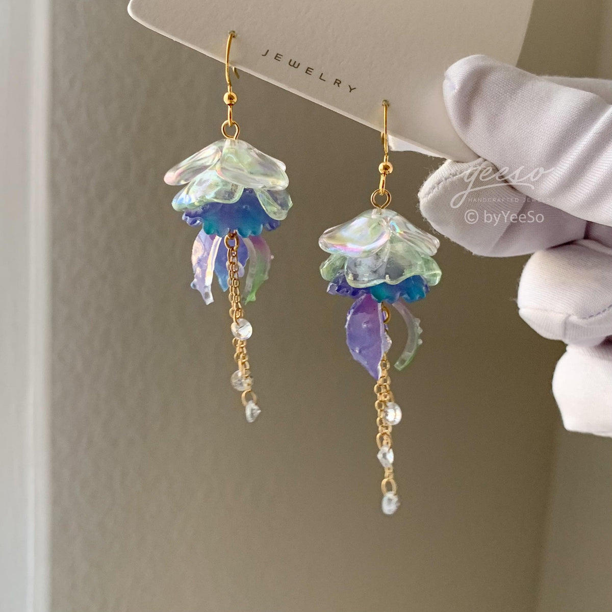 Blue Jellyfish Dangle Earrings - 3D Jellyfish drop Earrings - Unique Purple Jellyfish Earrings Dangle